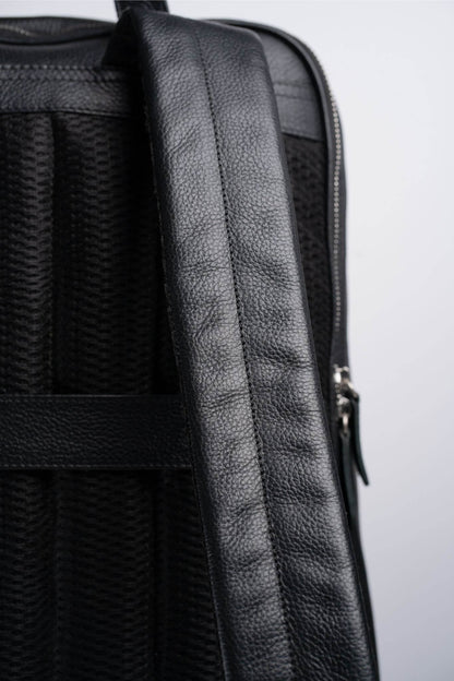 S1 Simple Leather Backpack-Black