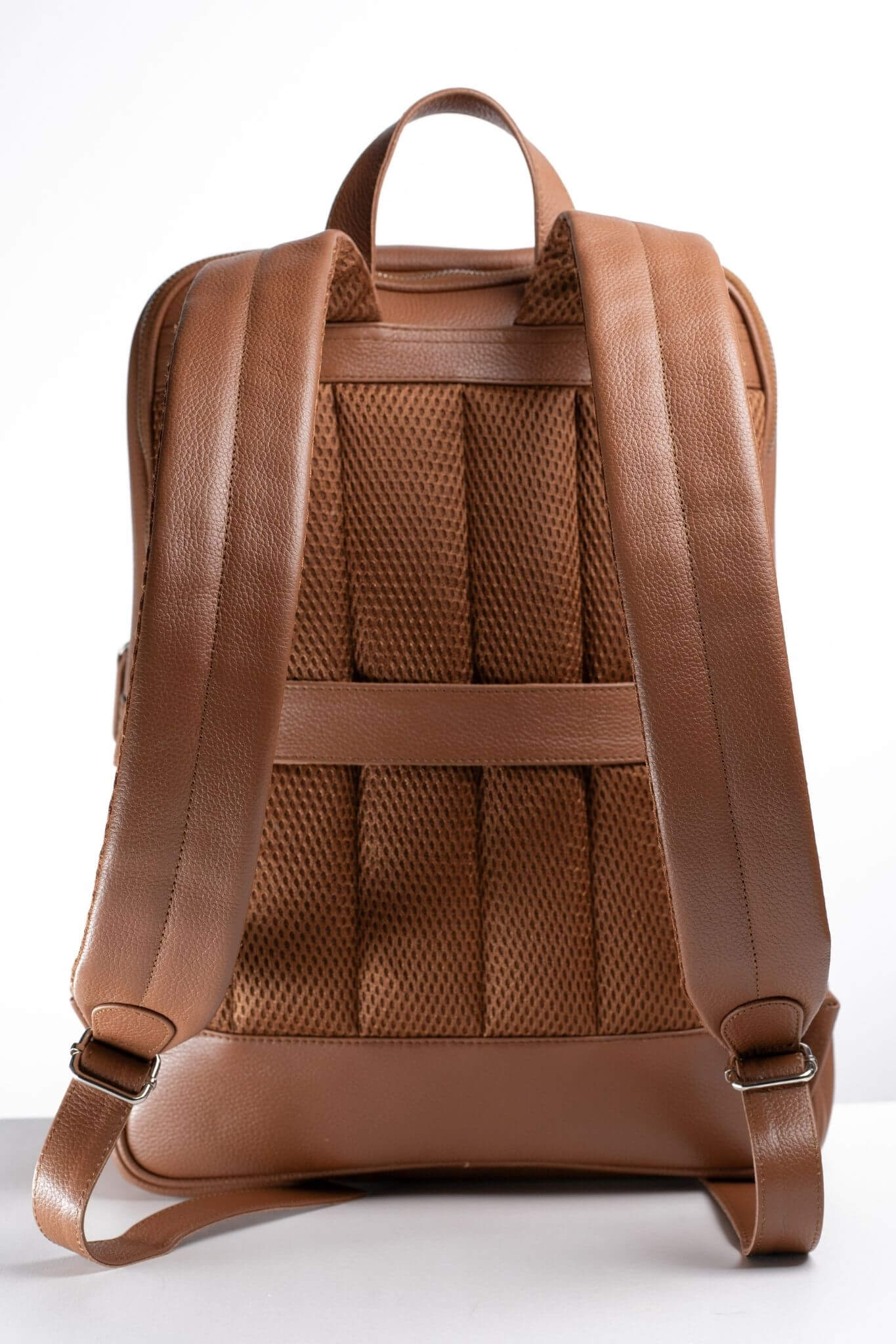 S1 Simple Leather Backpack-Brown